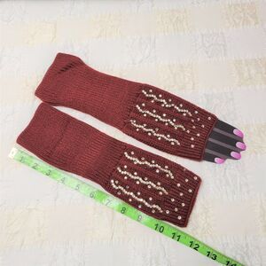 𝅺DEEP Wine Red Sequin Arm Warmers with Thumb hole - NWT
